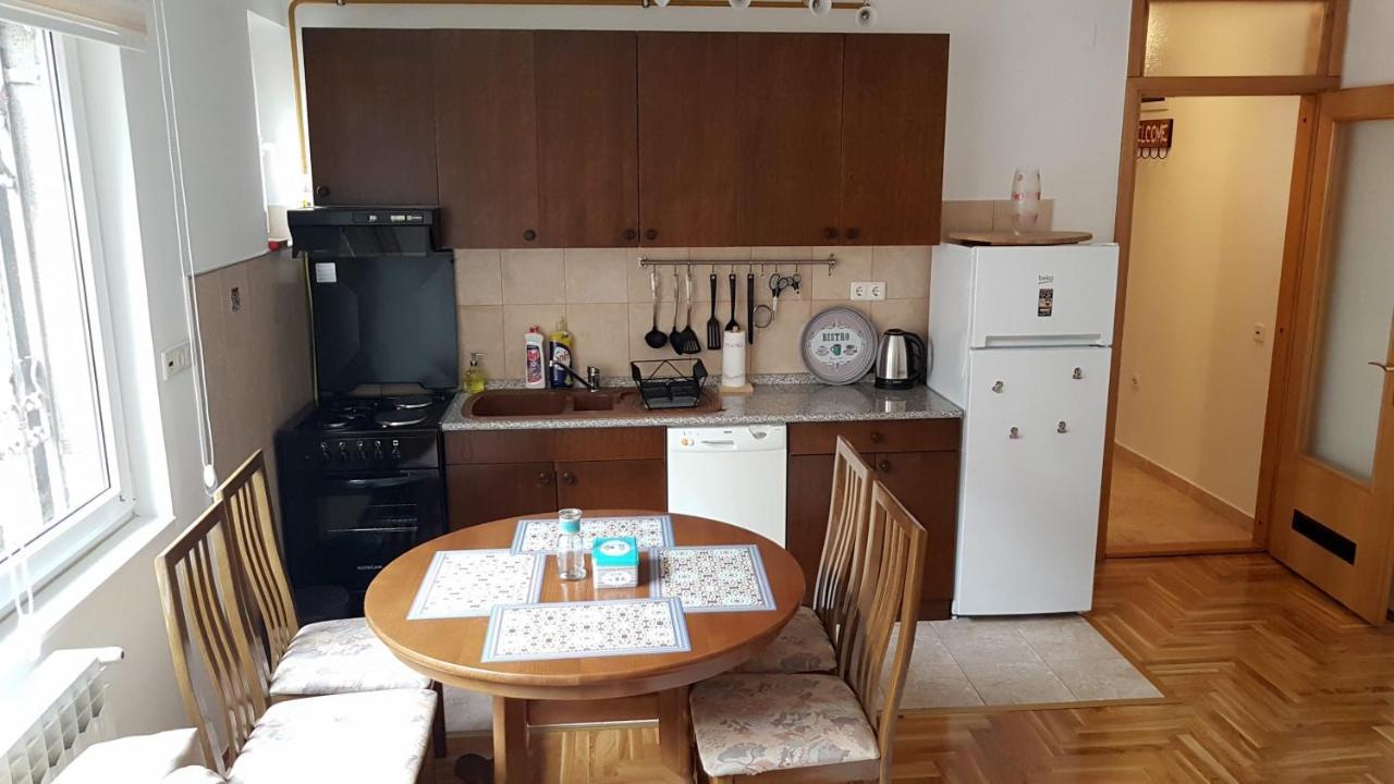 Apartment Old Town ,Top Location, Brand New Сараєво Екстер'єр фото