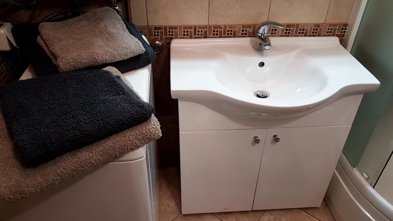 Apartment Old Town ,Top Location, Brand New Сараєво Екстер'єр фото